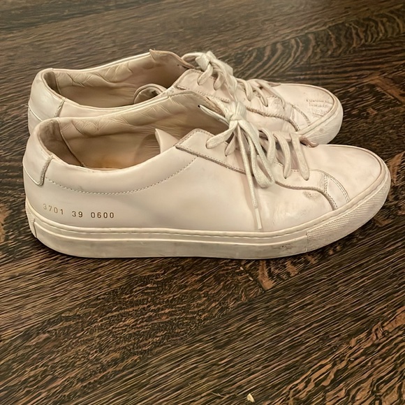 Women’s Common Projects Achilles low sneaker, blush, size 39 - Picture 2 of 4